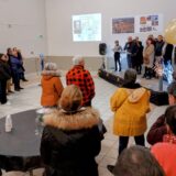 Monsieur le Maire, Michel Thiriet et son Conseil Municipal lors de la cérémonie des Vœux 2023 à la Cave aux Contes de Tresserre.