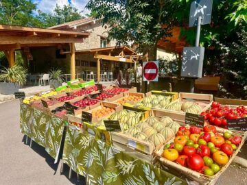 L'étal de fuits et légumes du primeur Yann Biliski